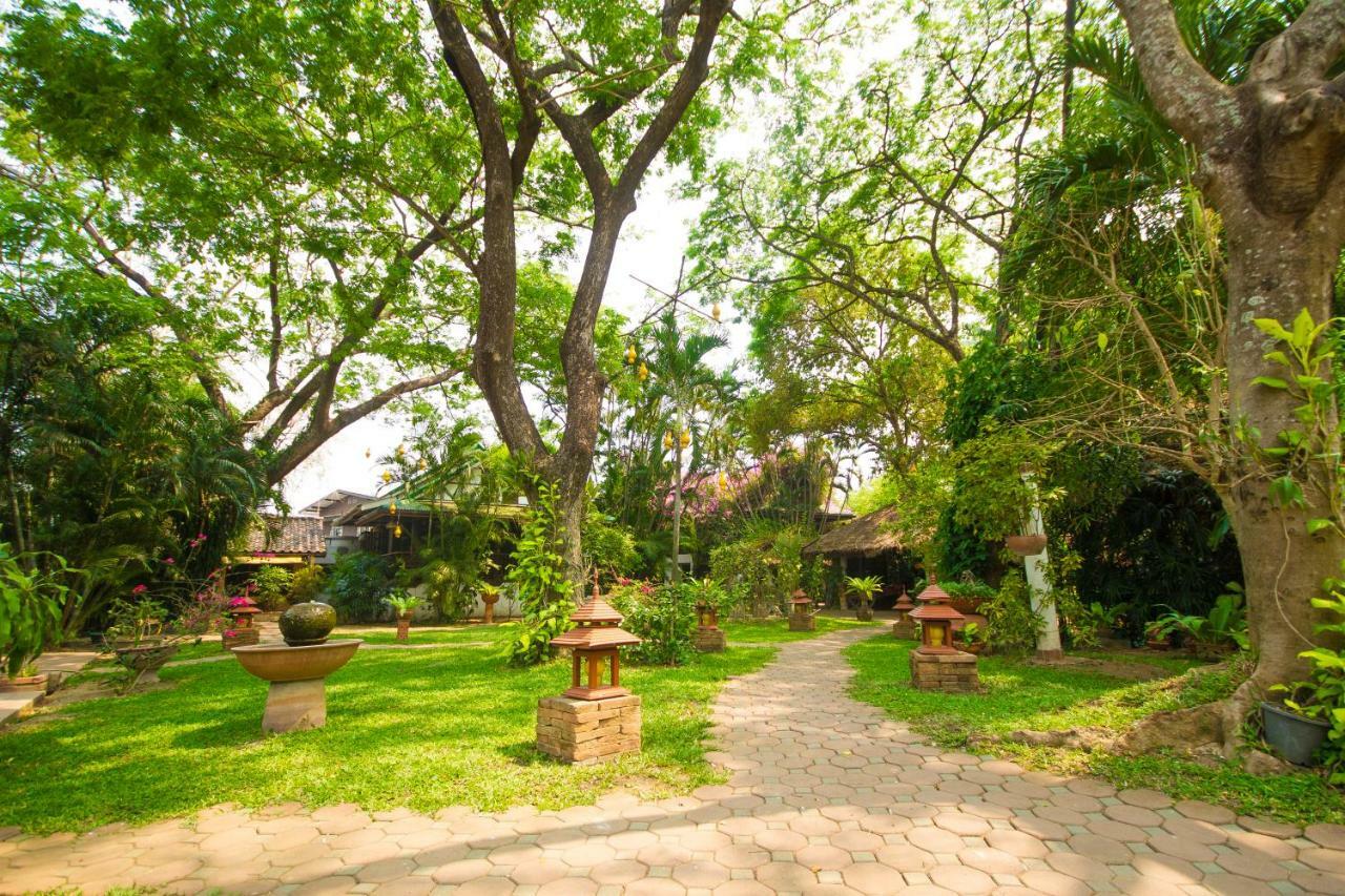 Secret Garden Chiangmai Hotell San Kamphaeng Exteriör bild